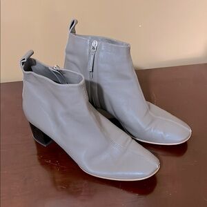 Everlane Elegant Gray Ankle Boots Sz 9